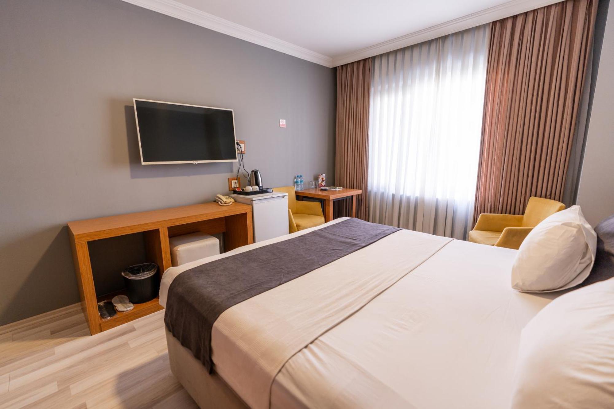 Emsa Palace Hotel Darıca Exteriér fotografie